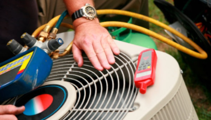 Close Up Ac Maintenance 1 Close Up Ac Maintenance 1