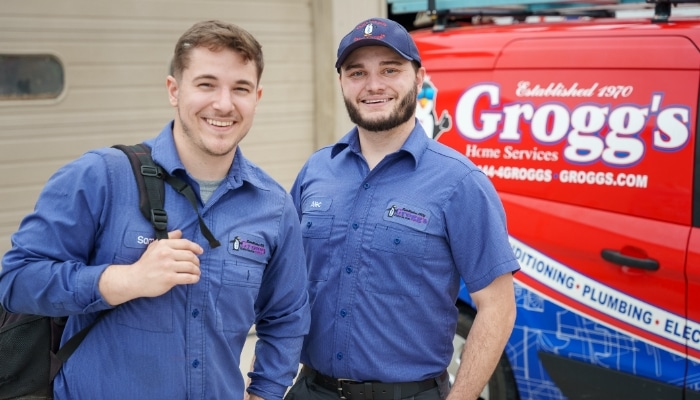 Groggs Parkersburg Technicians With Van